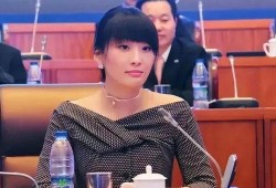 宗馥莉最新消息爆料,揭秘丽人丽妆的转型之路与未来战略
